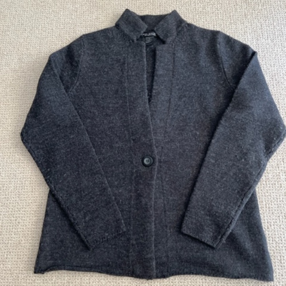 Charcoal gray sweater jacket;   Elena Solano;   Medium;   100% merino wool;